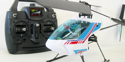 ラジコンヘリ