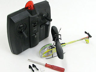 ラジコンヘリ室内でも飛ばせます